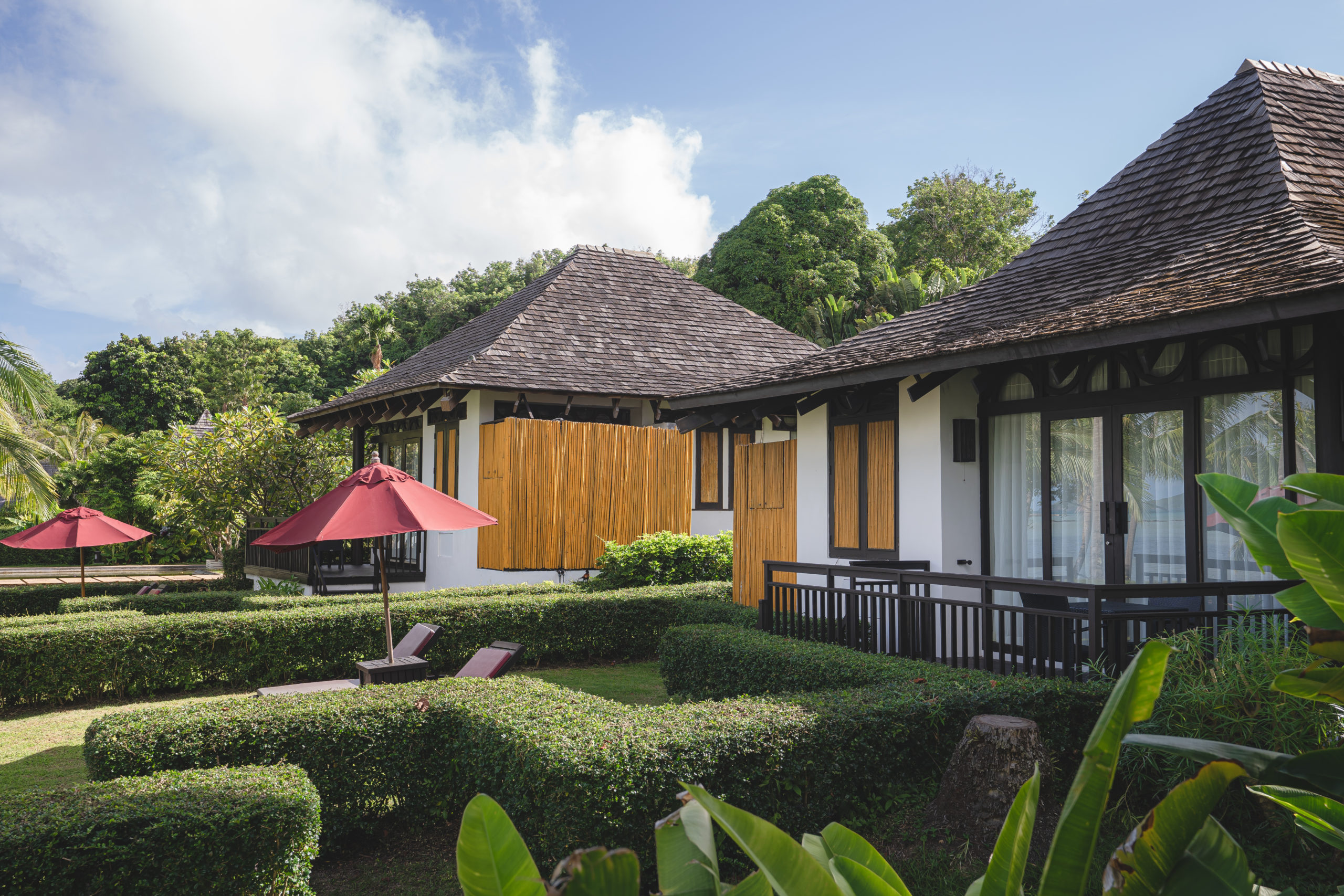 06_Deluxe Beachfront Villa (Exterior) The Vijitt Resort Phuket
