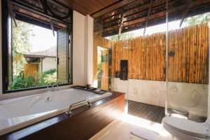 09_Deluxe Villa (Bathroom) The Vijitt Resort Phuket